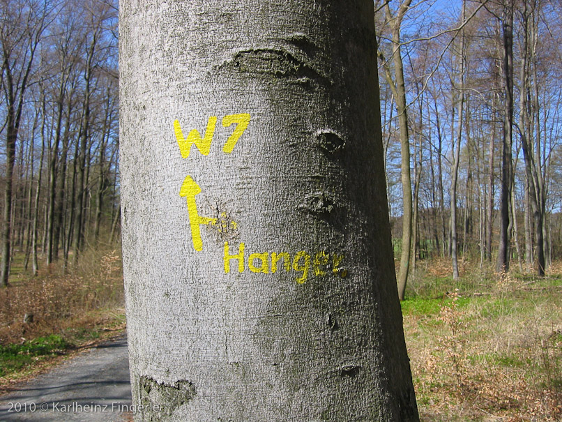 Markierung Abzweig Hangarstein